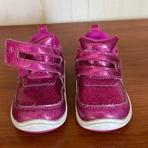 Velcro sparkly pink Stride Rose 360 shoes for toddler.  US 5M